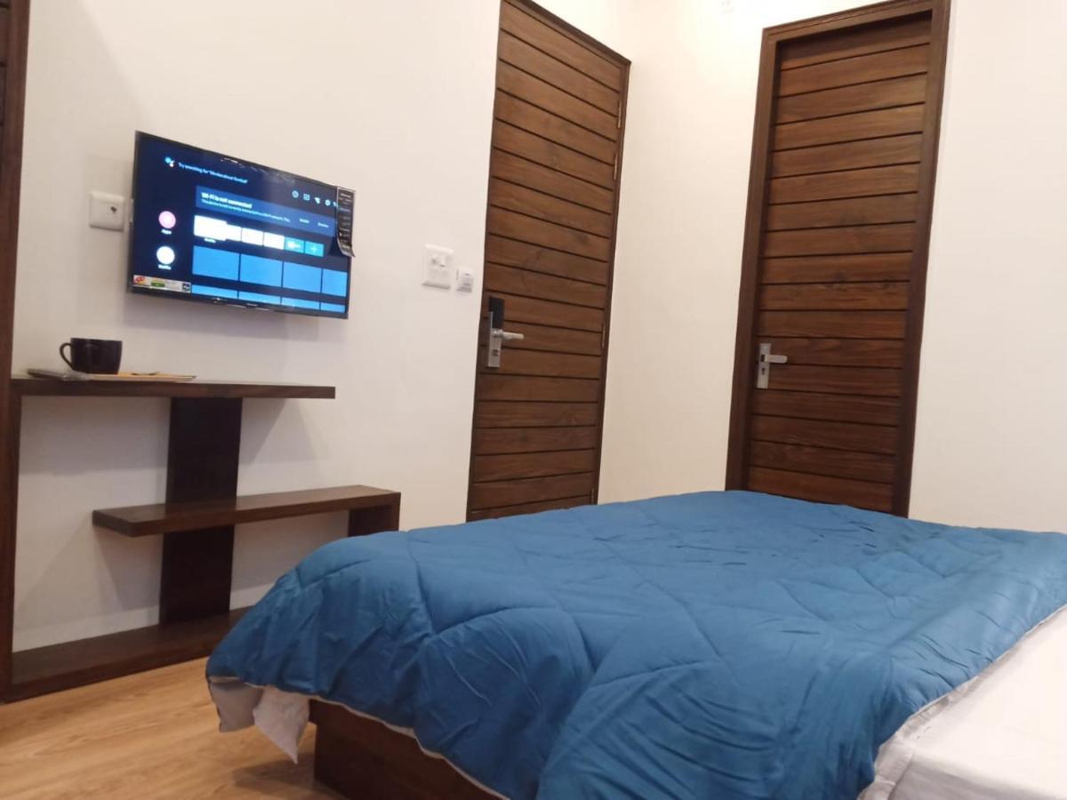 Joey'S Hostel Rishīkesh Εξωτερικό φωτογραφία